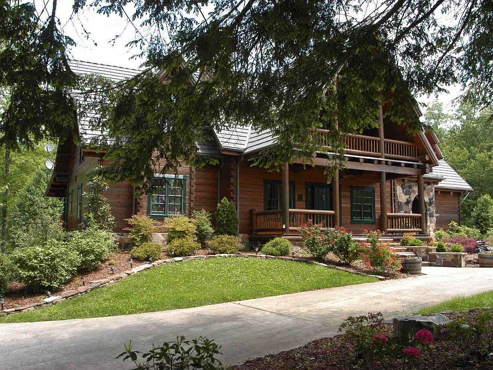 Swiss Community Log Home