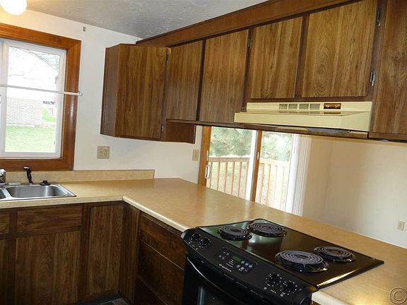 3rd image of 2200 Garland St #11