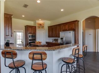 116 Windsor Cir, Waxahachie, TX 75165
