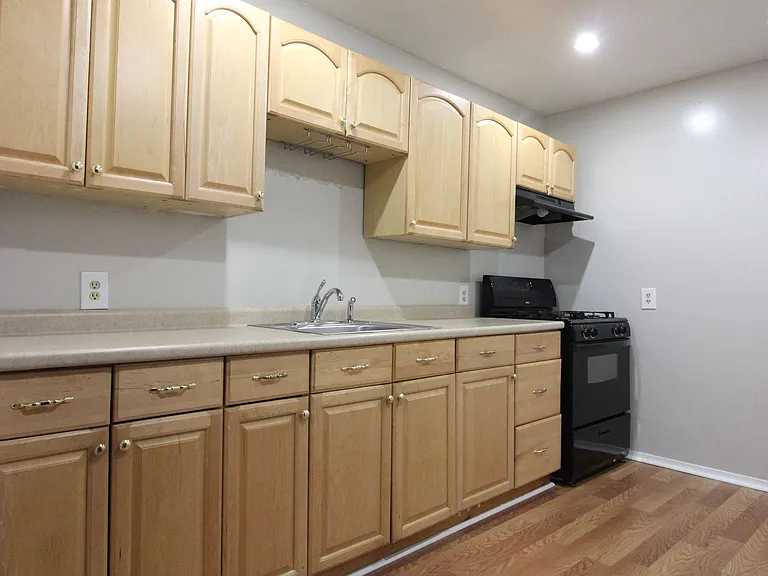 3501 Chestnut Ave — Photo 10