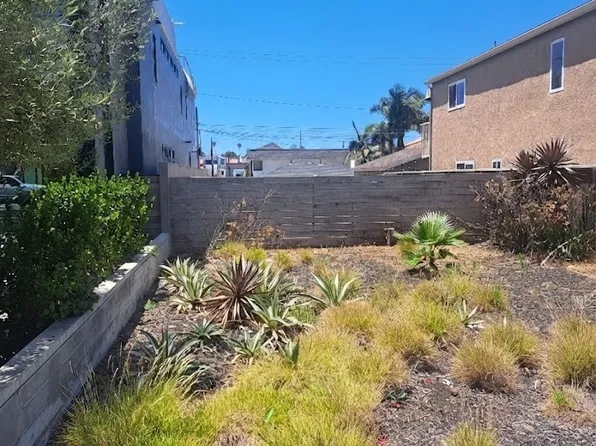 811 Huntington St Lot 6, Huntington Beach, CA 92648