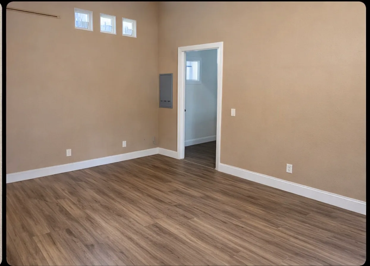 1246 E Weber Ave — Photo 4