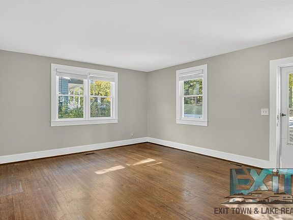 3rd image of 509 Franklin St