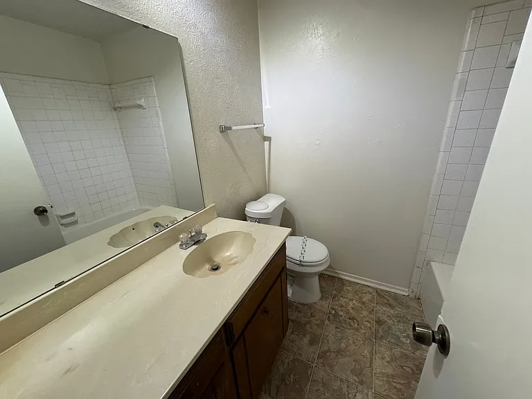 5604 Macgregor Dr — Photo 7