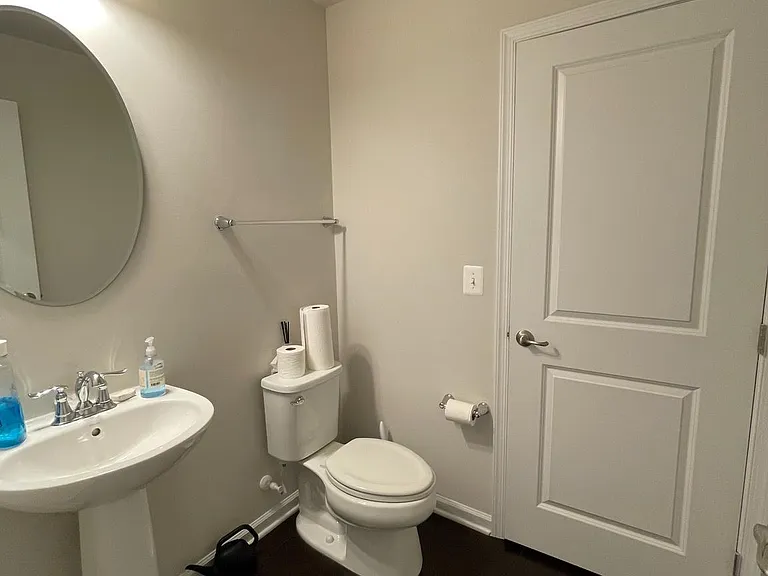 22264 Foundation Dr — Photo 3