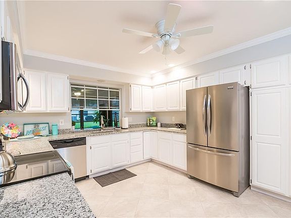 4th image of 1227 S Brandywine Cir