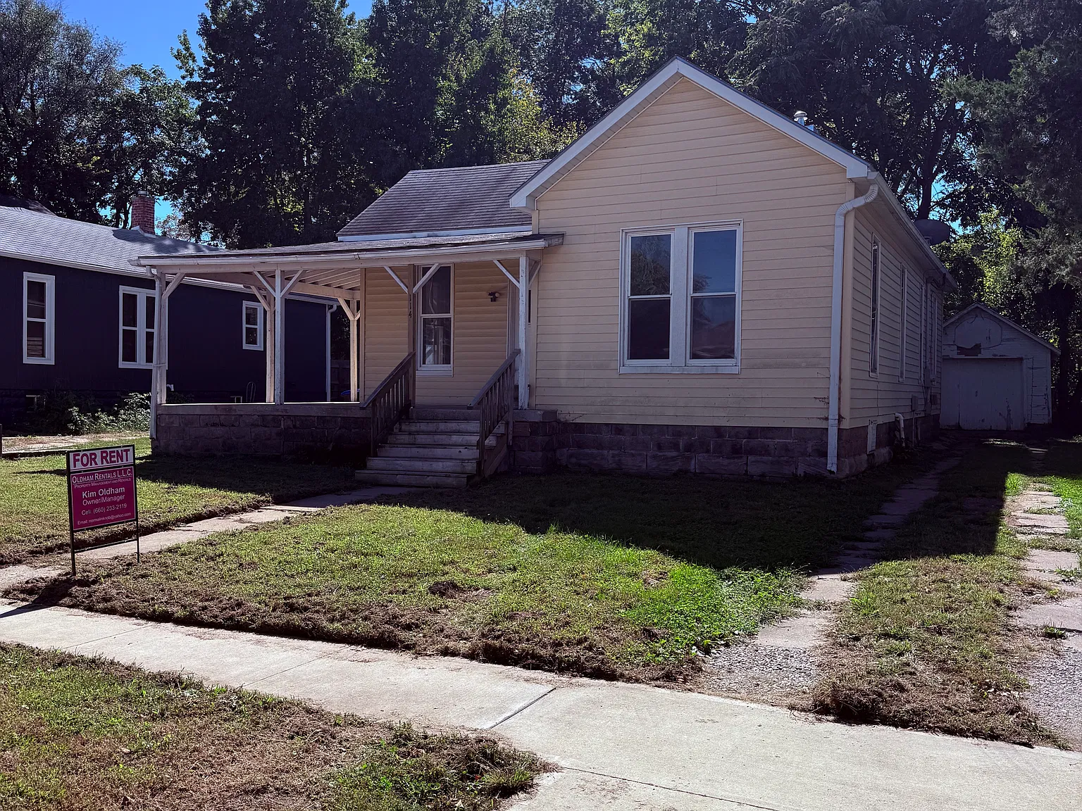3 bed, $1,300 — Photo 2