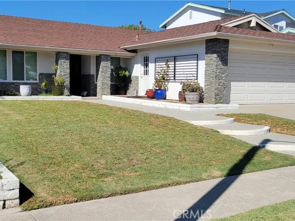 19611 Gridley Rd, Cerritos, CA 90703