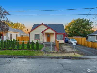 917 Robbins Street, Milton Freewater, OR, 97862