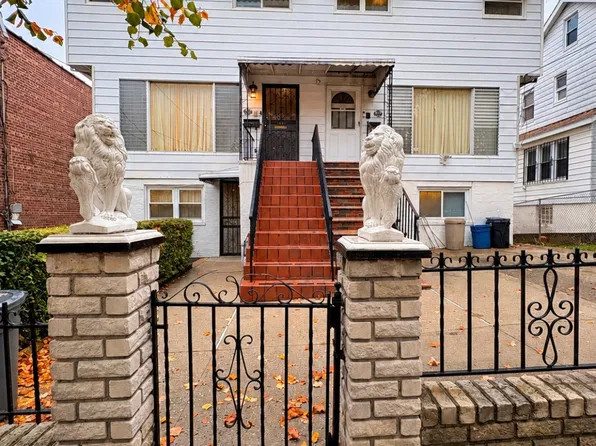 3927 Hill Ave, Bronx, NY 10466