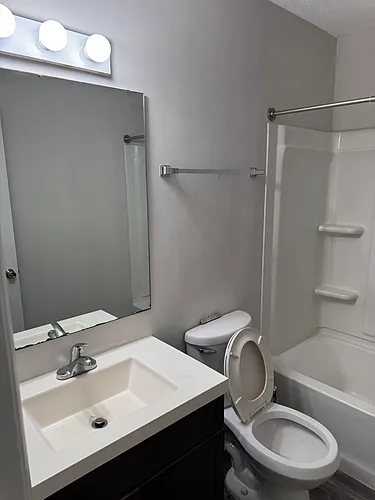 217C Sunn Aire Ct #C Photo 1 217C Sunn Aire Ct #C Photo 1