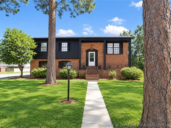 6934 Brockwood St, Fayetteville, NC 28314