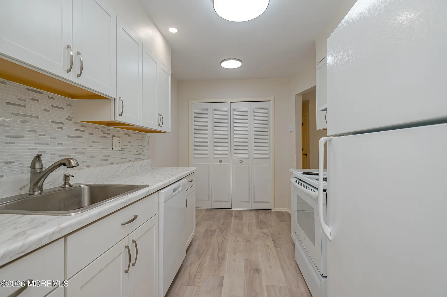 177 Amberly Dr Unit H photo 1