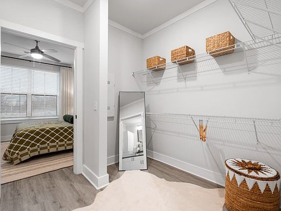 5th image of 4325 Raleigh St #1-105