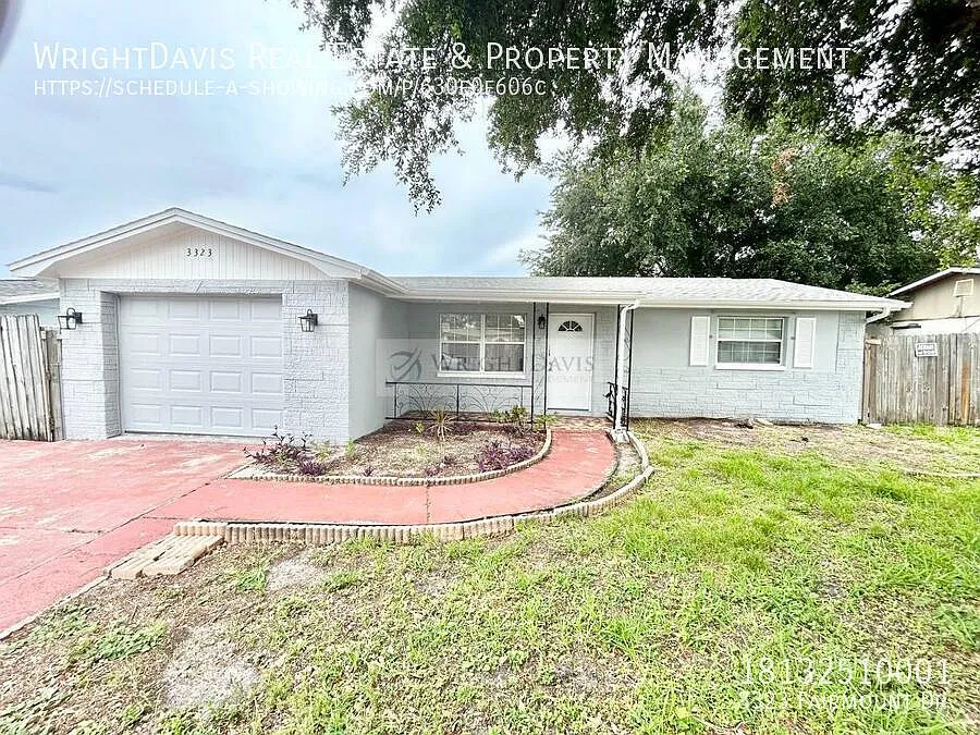 Charming 3 Bdrm/2 Bath Home in Holiday w/ Fenced Yard — Photo 1