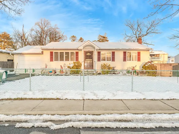 1175 Little East Neck Road, West Babylon, NY 11704