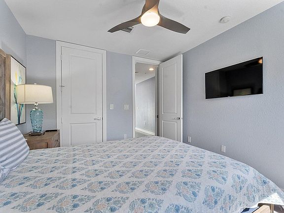 2nd image of 57 Isle Of Venice Dr #57