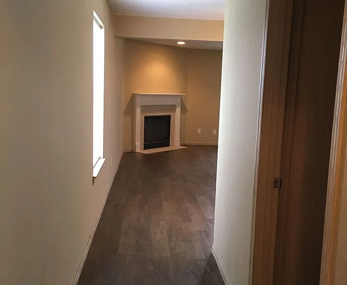 908 Garden Way — Photo 24