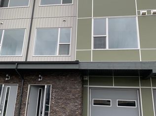 70 Saddlestone Dr NE, Calgary, AB T3J0W4