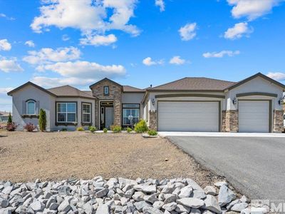 688 Bunkhouse Ct, Fernley, NV, 89408