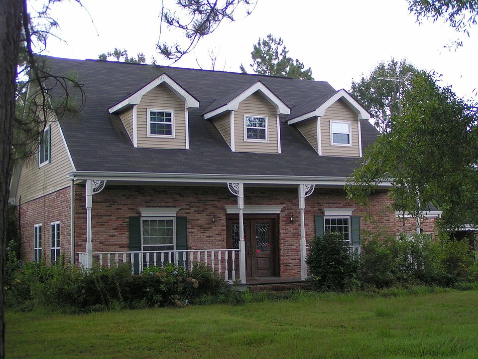 4 Terrace Ln