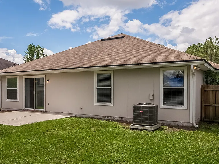 8073 Leafcrest Dr — Photo 15