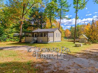 15 Seaward Road, Turner, ME 04282