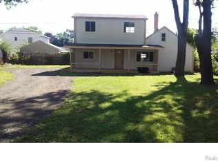 5971 Weddel St, Taylor, MI 48180