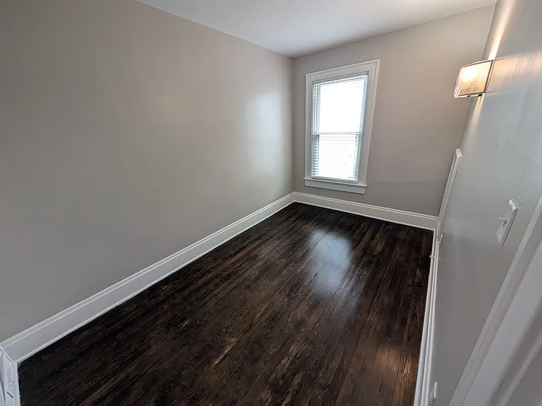 425 Frebis Ave — Photo 11