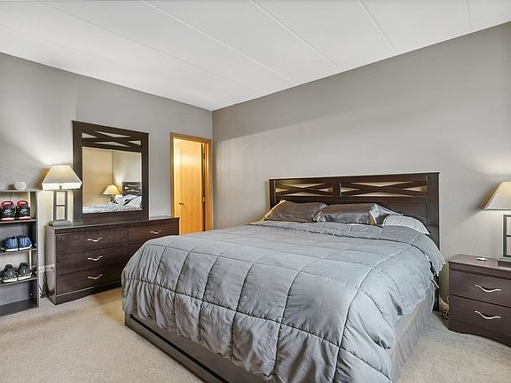5th image of 17800 Bernard Dr APT 2C