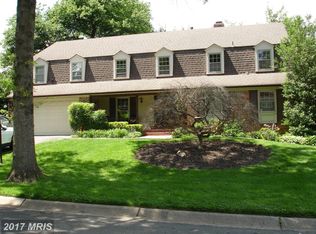 8909 Copenhaver Dr, Potomac, MD