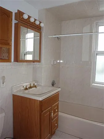 26 Burnside Ave #1 — Photo 4