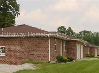 1658 Country Walk Ct, Terre Haute, IN 47803