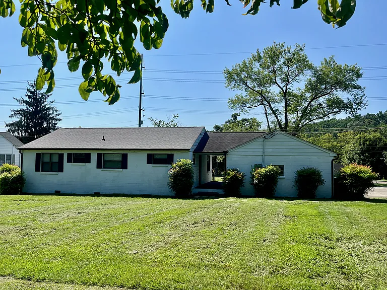 5301 Asheville Hwy — Photo 15