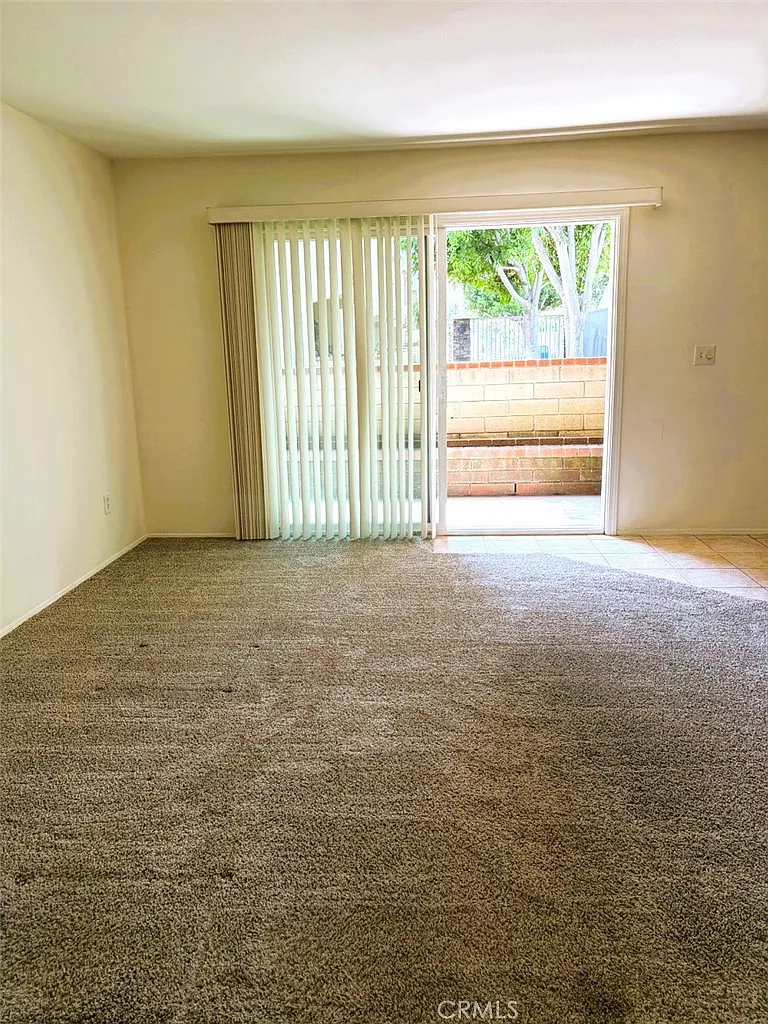 2 bed, 944 sqft, $2,795 — Photo 1