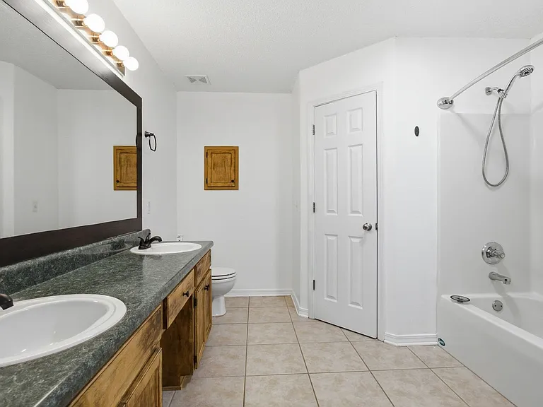 5135 Whitehurst Ln — Photo 20