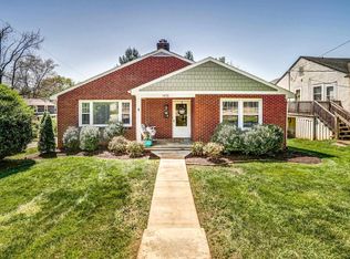 1418 Chesapeake St, Charlottesville, VA 22902