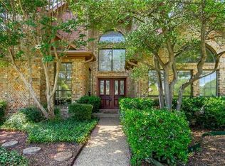 18951 Westwood Pl, Dallas, TX 75287