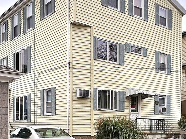 55 Middlesex St #2