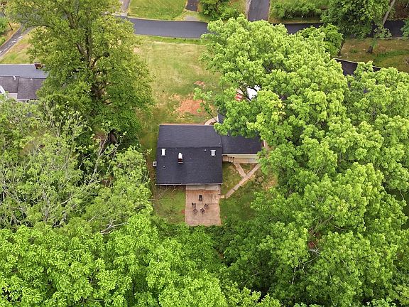 4th image of 18328 Sharon Rd