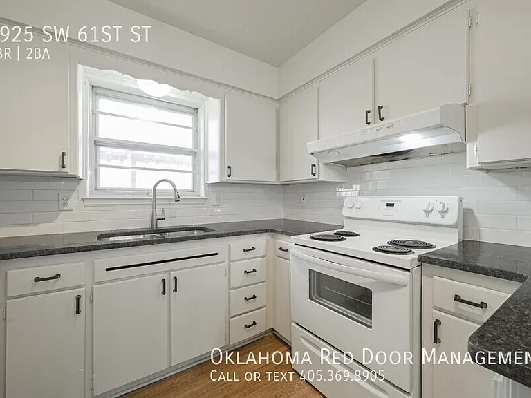 2925 SW 61st St — Photo 25