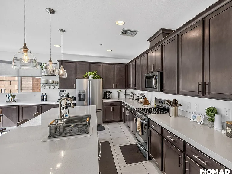 1074 Page Park Ln — Photo 11
