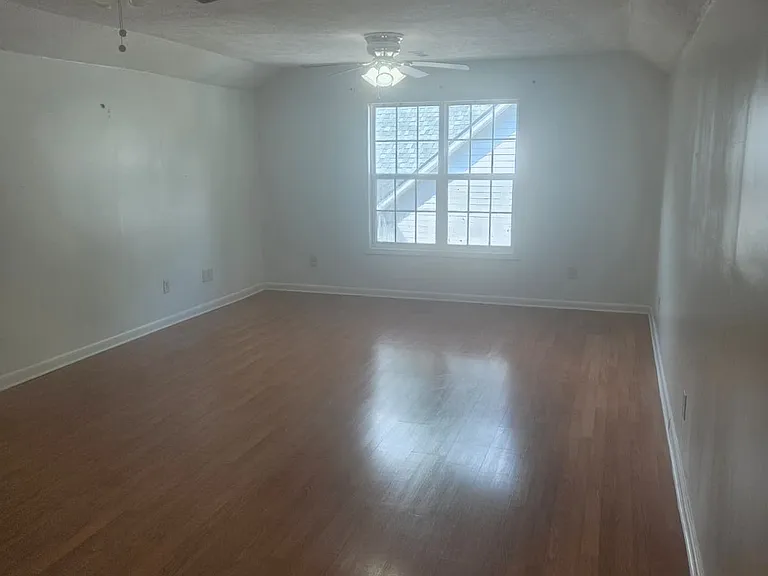 4315 Rocinta Ct — Photo 27
