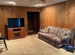 127 S 6th St, Witt, IL 62094