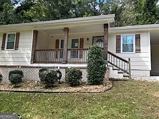 5552 Lakeside Dr, Union City GA - Owner Finance Home