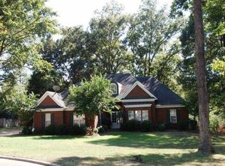 585 Cedar Grove Cv, Hernando, MS 38632