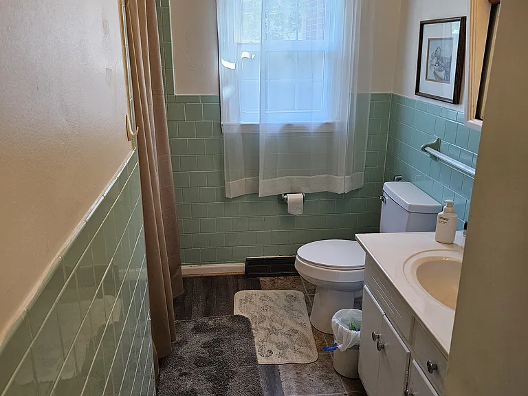 312 Grove Ave — Photo 6