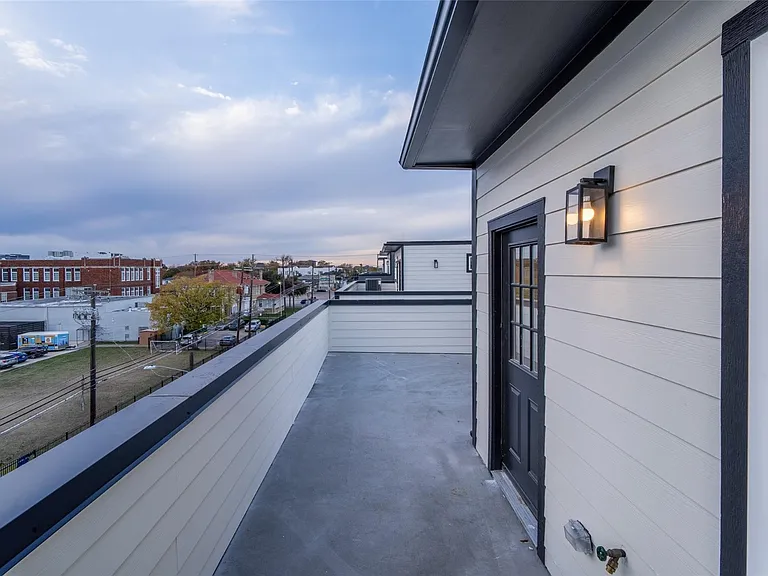 1614 N Fitzhugh Ave #301 — Photo 31