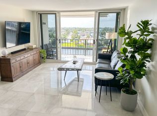 521 N Riverside Dr, Pompano Beach, FL 33062