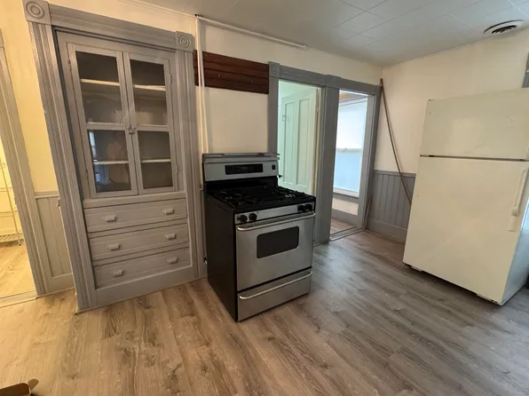 34 Center Street, Walpole, NH 03609